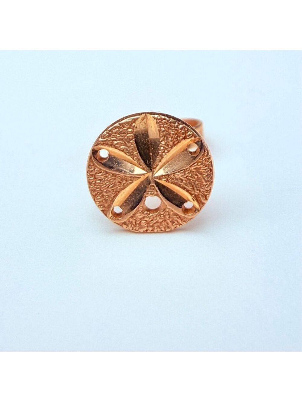 14K Yellow Gold Sand Dollar Diamond Cut Nautical Single Stud Earring M. Anthony